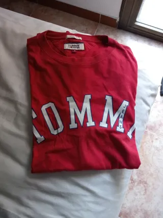 Camiseta Tommy Jeans Roja