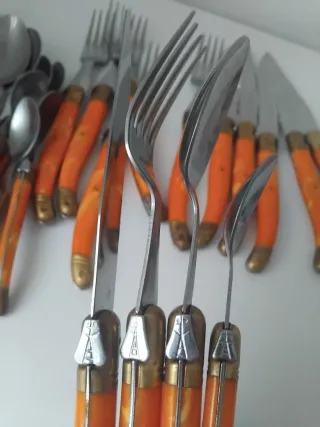 Cubertería Laguiole 6 pax