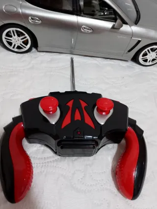 Coche teledirigido Porsche Panamera