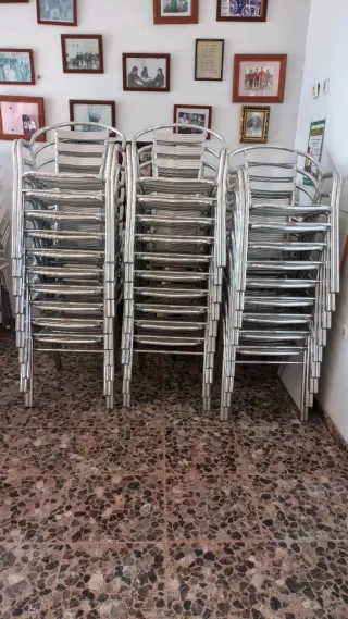Sillas de aluminio apilables