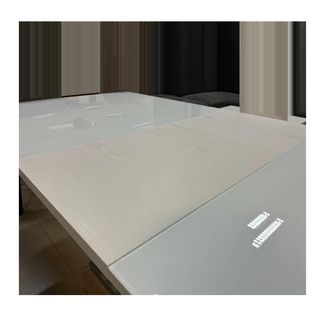 Mesa extensible con sillas terciopelo gris