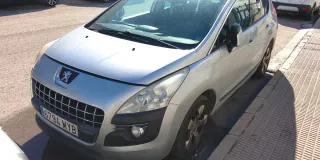 Peugeot 3008 2011