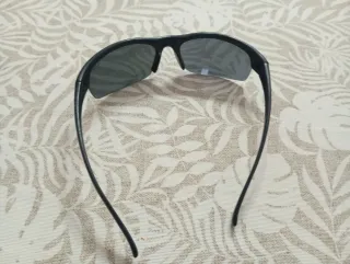 Gafas de sol Ray-Ban negras y grises