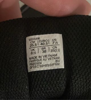 Zapatillas Asics Gel Negras y Grises