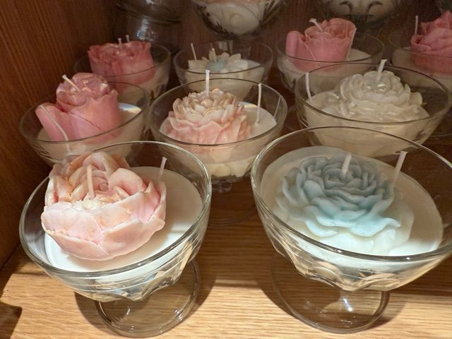 Velas de soja en copas de cristal