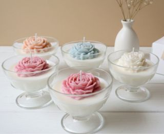 Velas de soja en copas de cristal