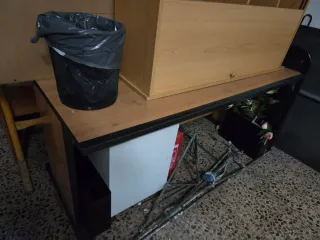 Estantería ancha y armario de oficina