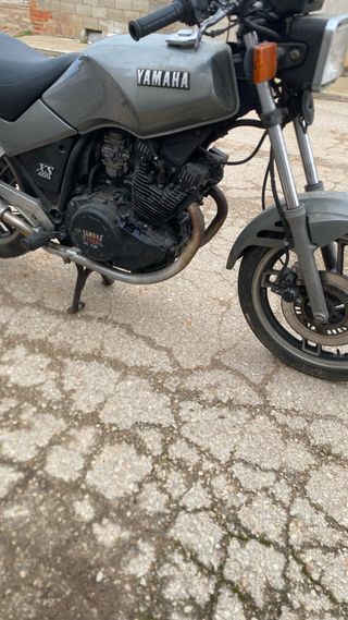 Yamaha XS 400