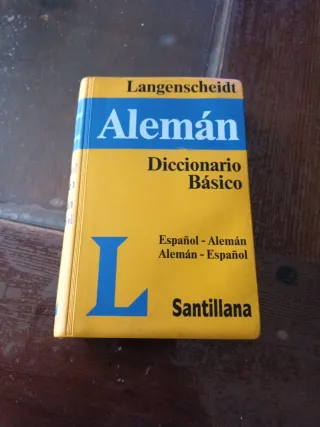 Diccionario Aleman Basico - LAN - (Spanish Edit...