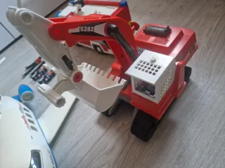 Lote Playmobil Avión y Camiones Bomberos