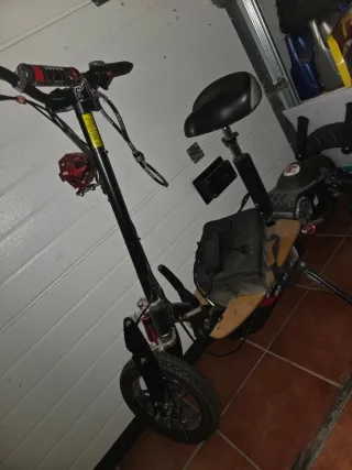 Patinete Eléctrico 1800W con Asiento