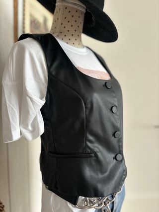 Chaleco polipiel negro