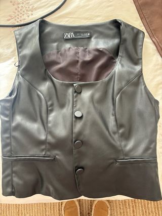 Chaleco polipiel negro