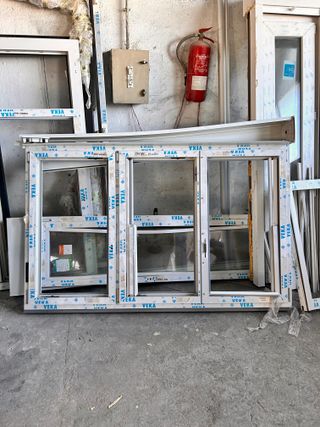 Ventana de 3 hojas VEKA