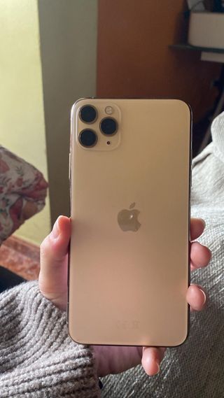 iPhone 11 Pro Max Dorado