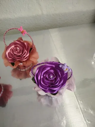 Cestas de rosas decorativas