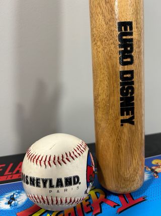 Bate y Pelota Eurodisney Vintage