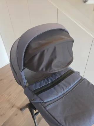 Trio Inglesina Aptica Alaska Blue con base Isofix