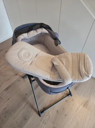 Trio Inglesina Aptica Alaska Blue con base Isofix