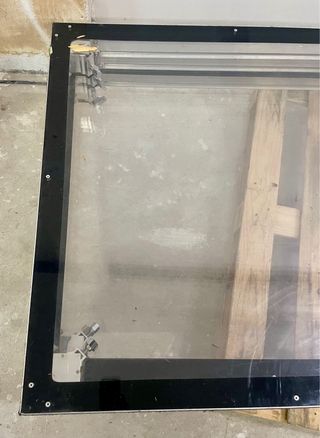 Tarimas Guil con panel de metacrilato