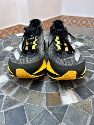 Zapatilla Adidas Boston 12