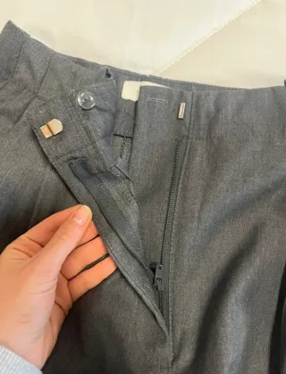 Pantalón ancho gris H&M Talla S