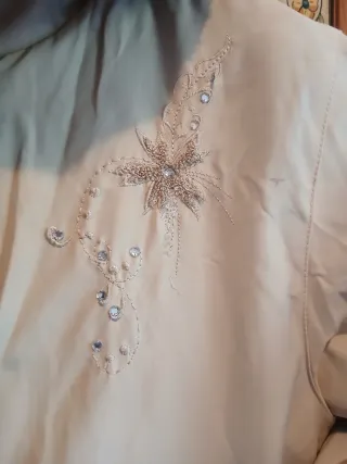 Abrigo beige forro pelo Talla XL