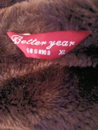 Abrigo beige forro pelo Talla XL