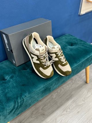New Balance 574 Verde y Beige