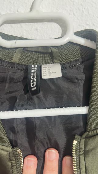 Chaqueta bomber verde acolchada- Talla L - H&M