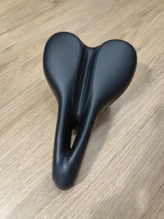 Sillín de Bicicleta VELO PLUSH Negro