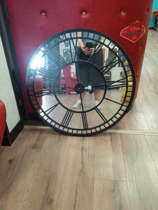 Espejo Reloj Grande Negro y Plateado