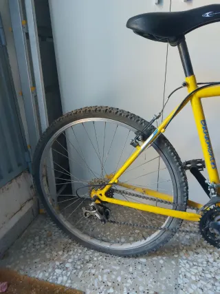 Bicicleta BanCorreos.