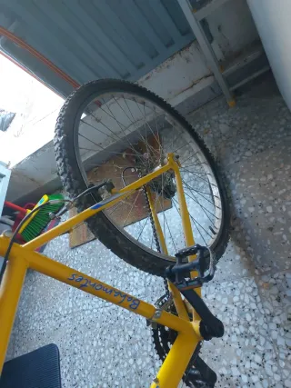 Bicicleta BanCorreos.