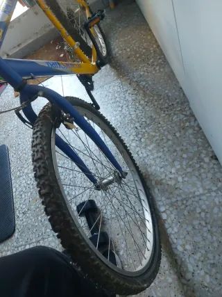Bicicleta BanCorreos.