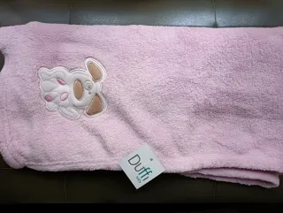 Manta bebé rosa con dibujo de perro