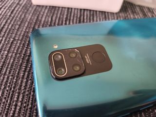 Xiaomi Redmi Note 9 Rosso, Schermo 10/10