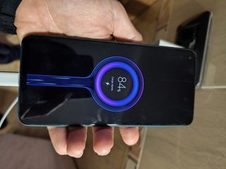 Xiaomi Redmi Note 9 Rosso, Schermo 10/10