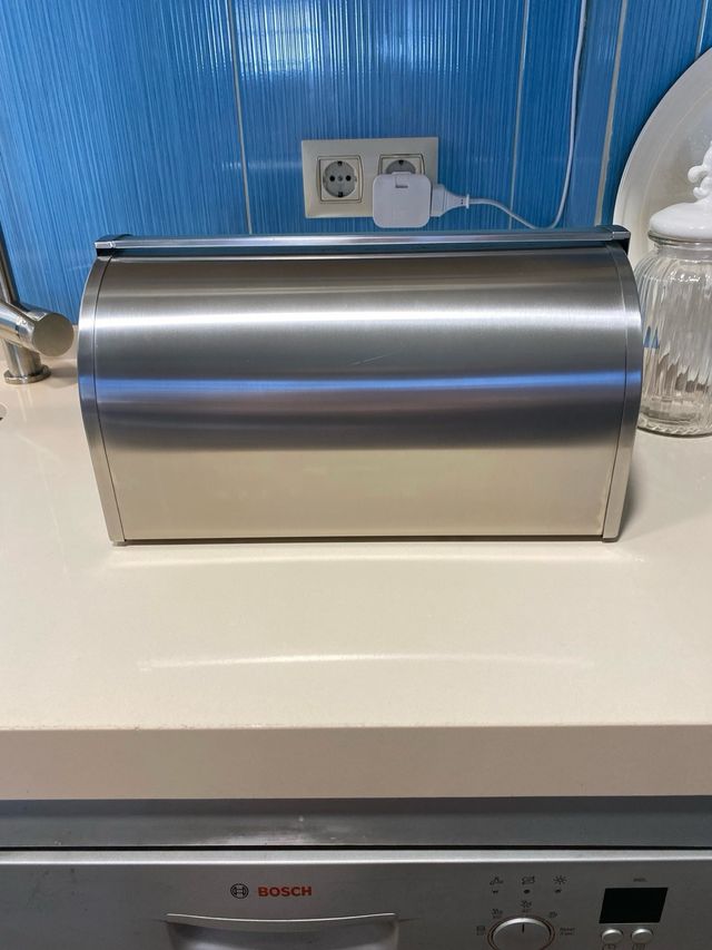 Moderna Panera de Acero Inoxidable y cristal  WMF