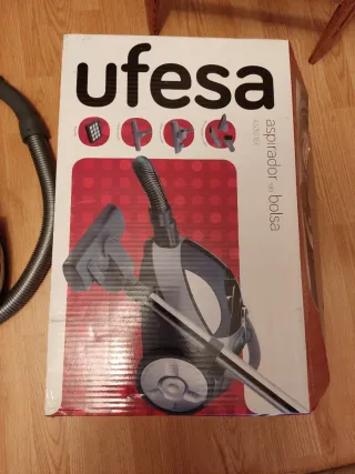 Aspirador Ufesa Selecta AS3016E