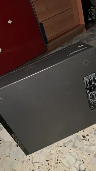 Lenovo ThinkCentre PC Fisso Nero