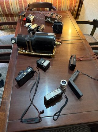 Lote Cámaras Fotográficas Antiguas y regalo radio