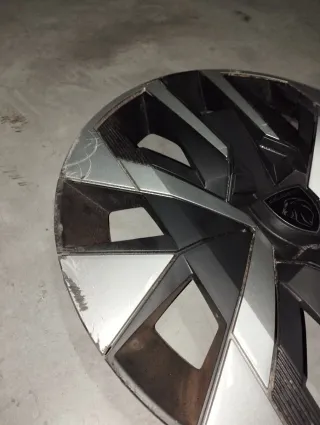 Tapacubo Peugeot 208