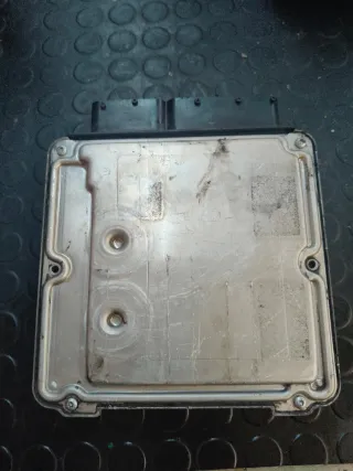 Centralita ECU VW  Seat Altea 2.0 tdi 03G906016FH