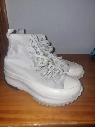 Converse Run Star Hike