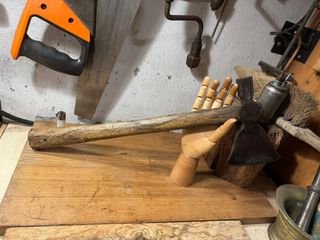 Hacha antigua siglo XIX