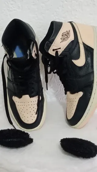 Nike Jordan 1 High Black Pink