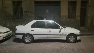 Peugeot 306 4P Style 1.9 Accidentado para piezas