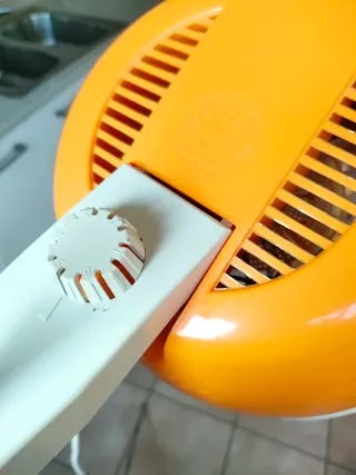 Casco vintage Krups Comet Space AGE