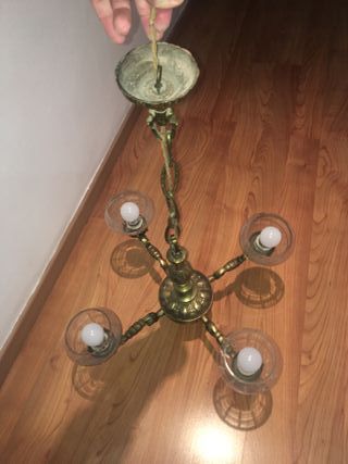 Lámpara de bronce antigua 4 luces